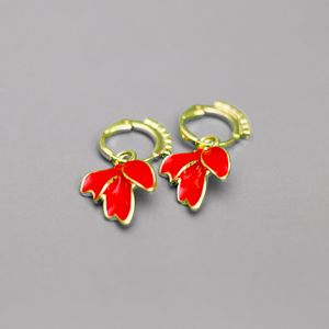 Aretes de Argolla con Dije Flor Roja Dorado