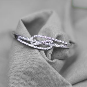 Pulsera Rigida Con Brillantes Plateado