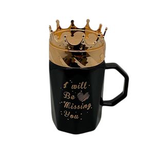 Taza Con Tapa Modelo Carol Costume