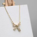 Collar-Con-Dije-De-Lazo-Brillante-Dorado