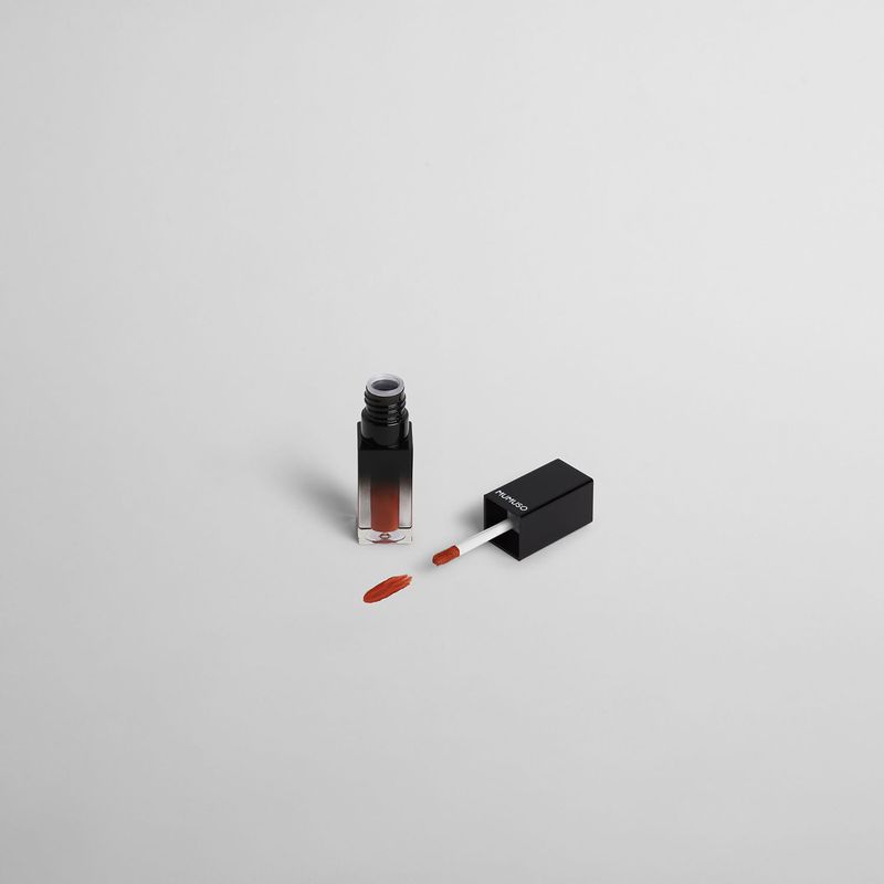 Velvet-Lip-Gloss-03-No-Angel-