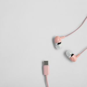 Auriculares con Conector Tipo C Rosa