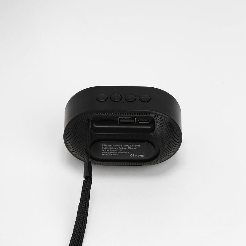 ALTAVOZ-INALAMBRICO-PORTATIL-PARA-EXTERIORES